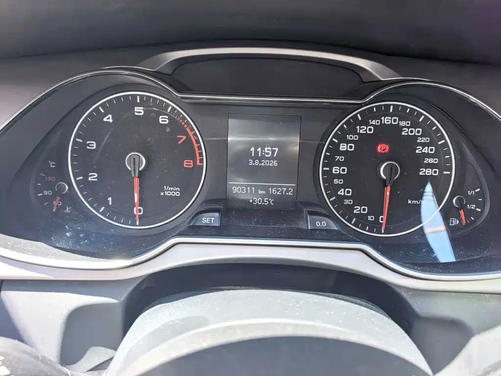 Audi A4L 2014
