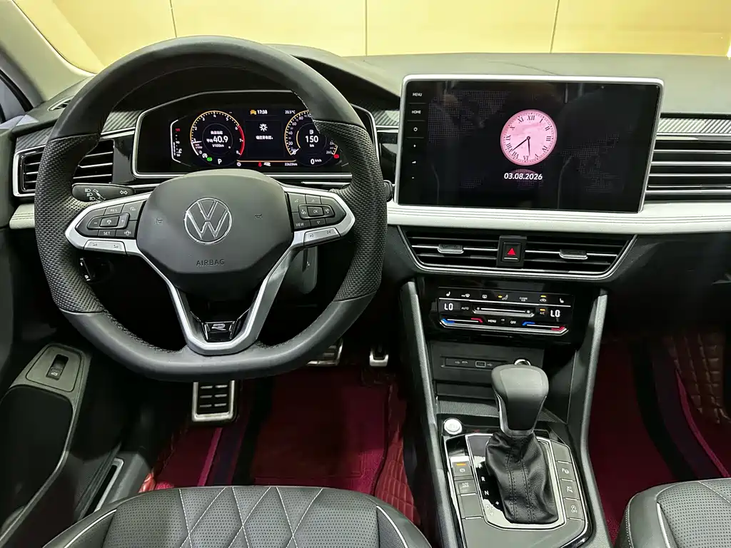 Volkswagen Tiguan L 2024 — фото 8