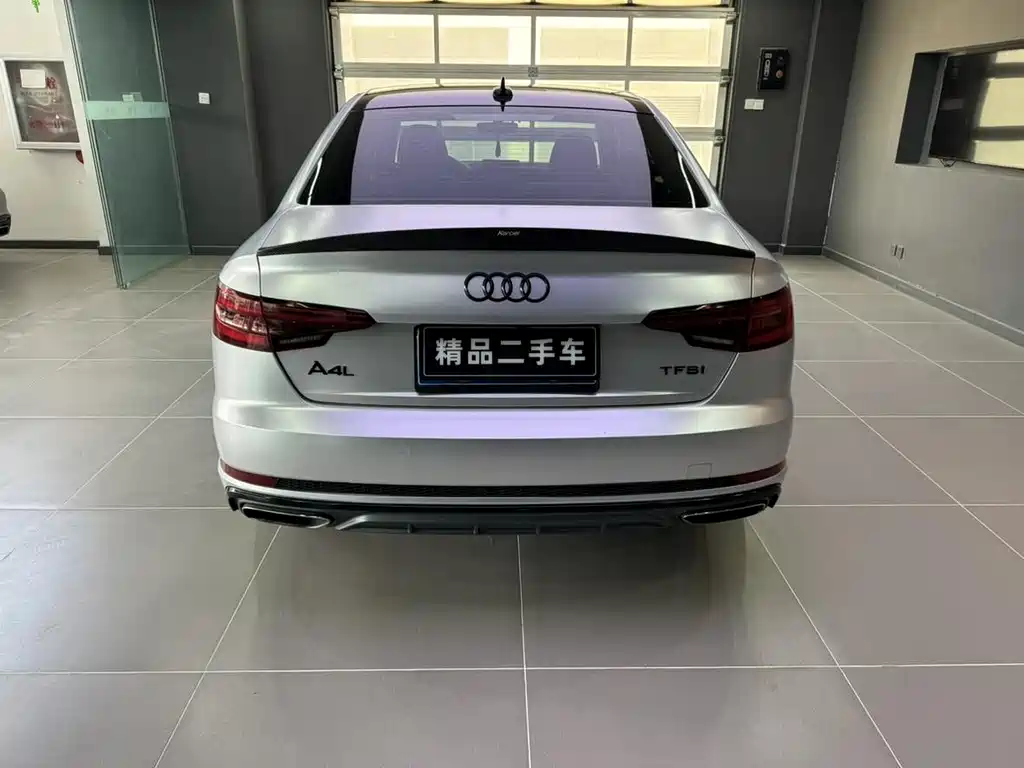 Audi A4L 2019 — фото 5
