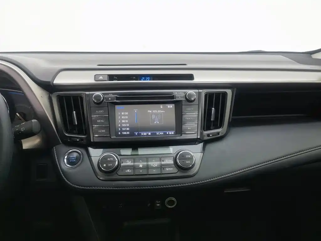 Toyota RAV4 2014 — фото 12