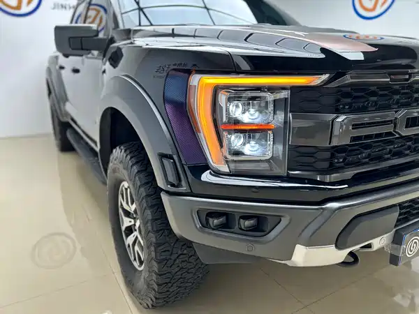 Ford F-150 Raptor 2023