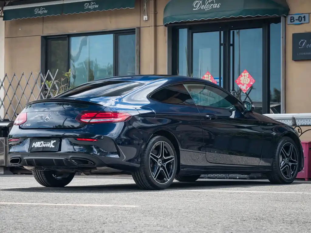 Mercedes-Benz C-Class 2023 — фото 4