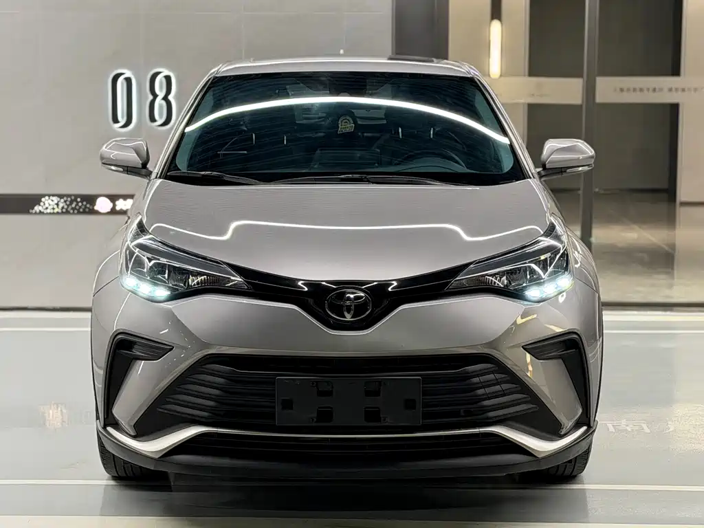 Toyota IZOA 2022 — фото 2
