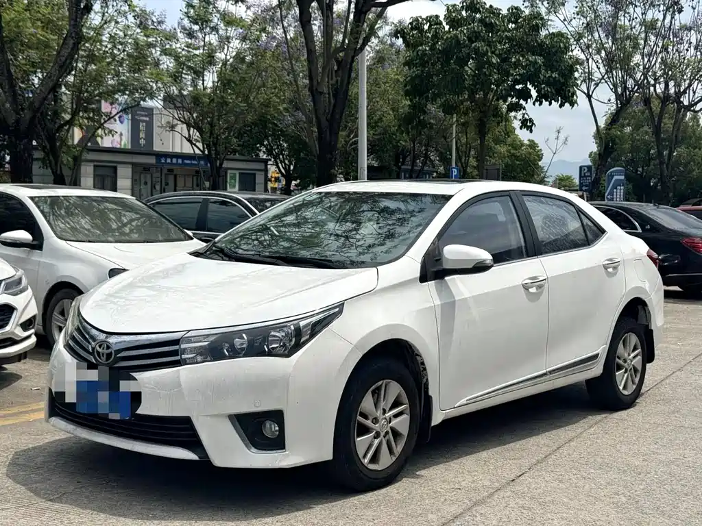 Toyota Corolla 2016 — фото 1