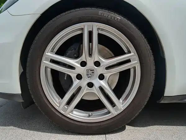Porsche Panamera 2019
