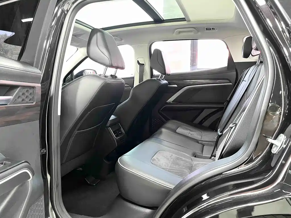 Haval H6 2023 — фото 12