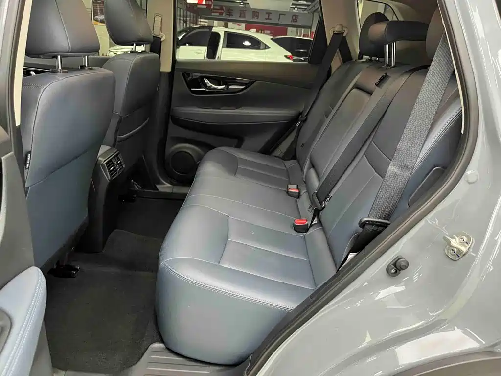 Nissan X-Trail 2025 — фото 15