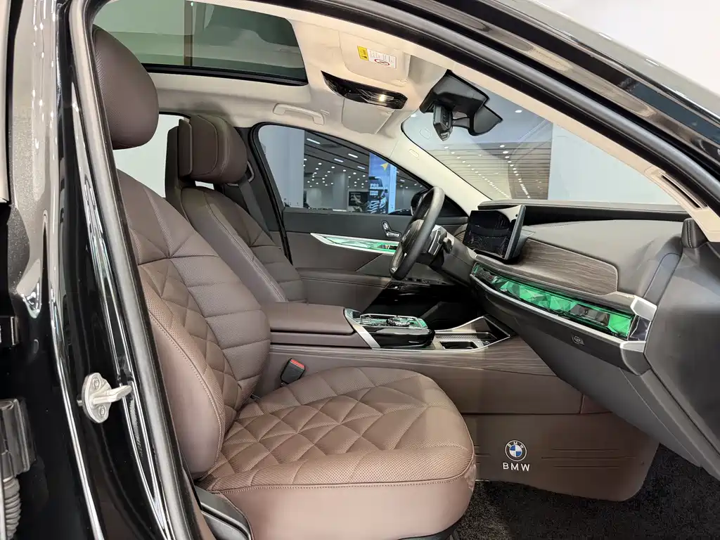 BMW 7 Series 2026 — фото 17