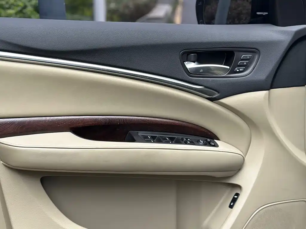 Acura MDX 2014 — фото 10
