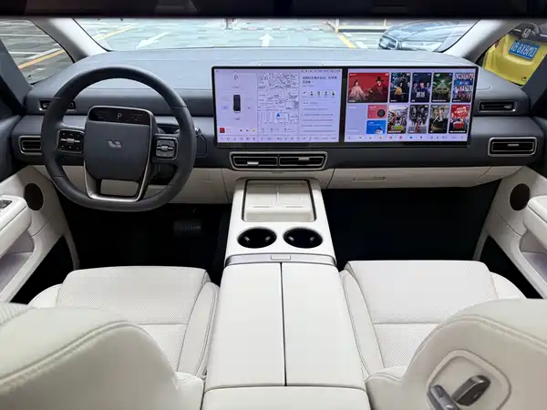 Li Auto MEGA 2025