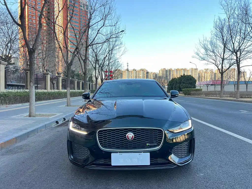 Jaguar XEL 2023 — фото 11