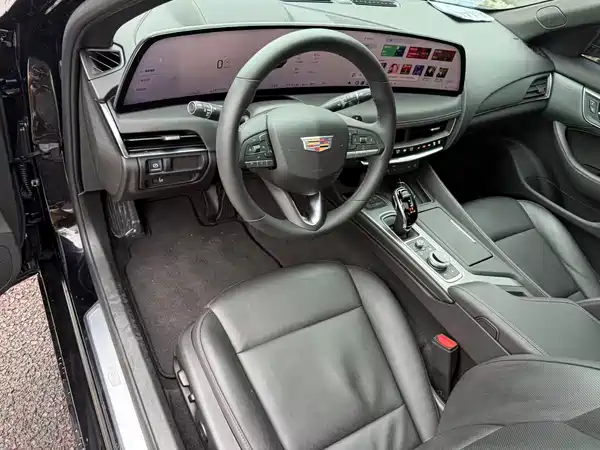 Cadillac CT5 2024