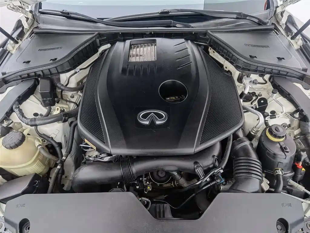 Infiniti Q50L 2016