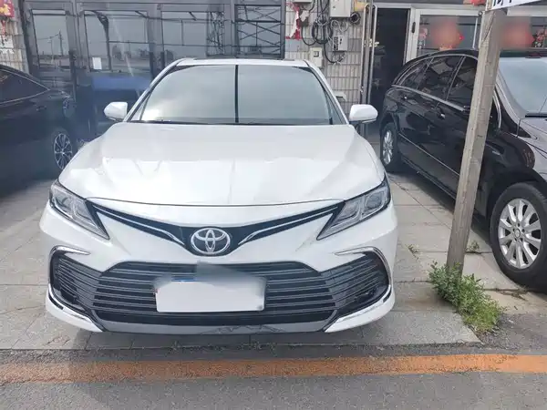 Toyota Camry 2023