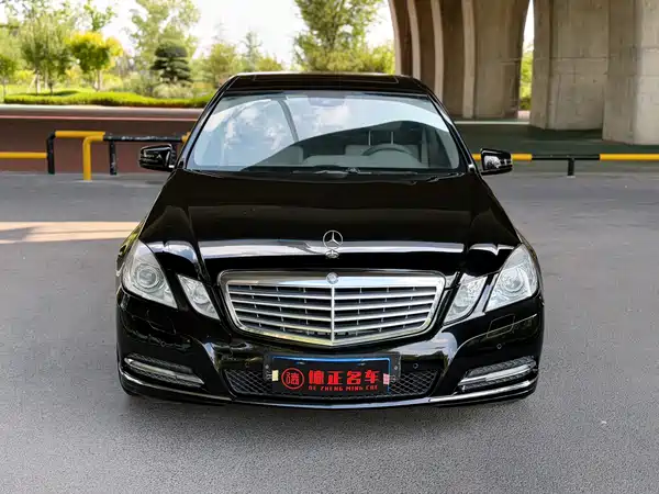 Mercedes-Benz E-Class 2013