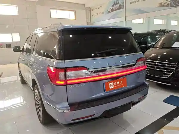 Lincoln Navigator 2019