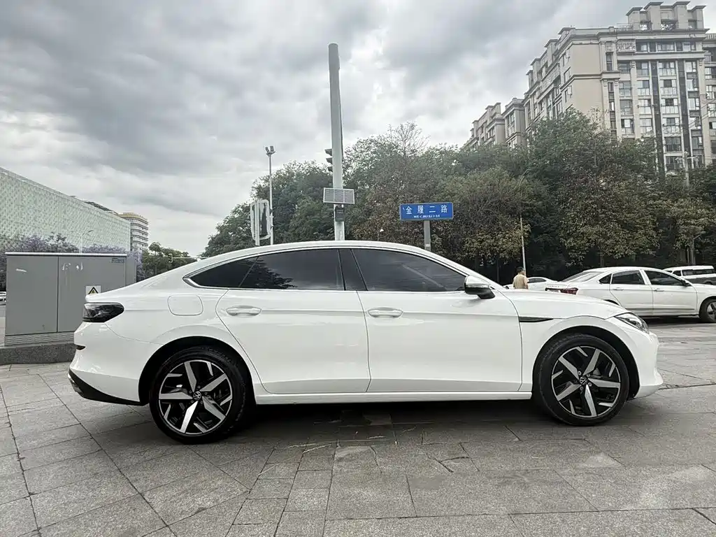 Volkswagen Lamando 2023