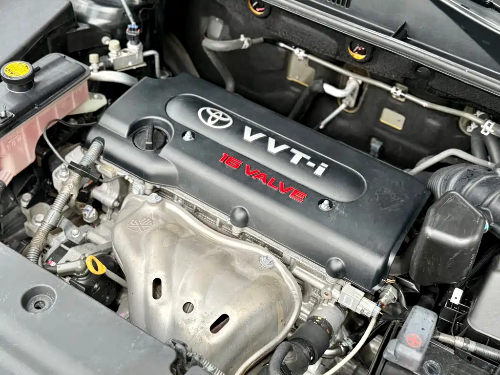 Toyota RAV4 2010 — фото 28