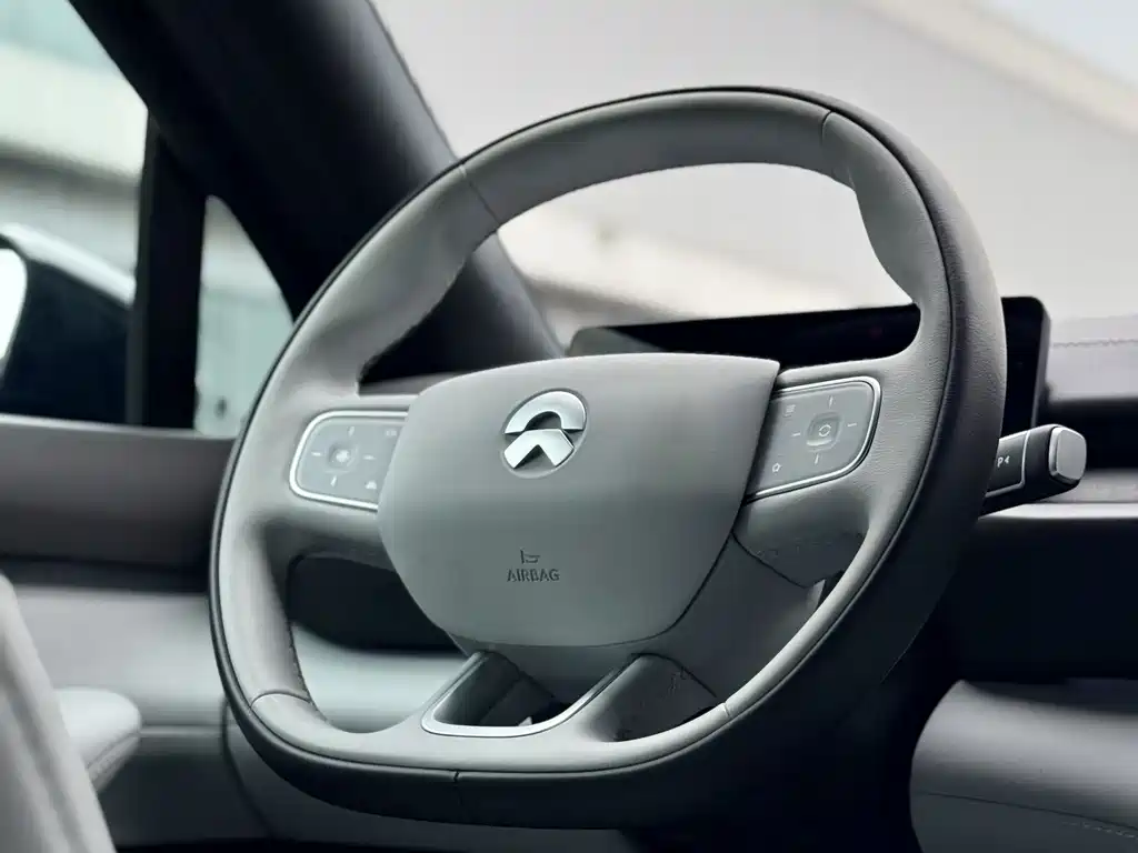 NIO ES6 2025