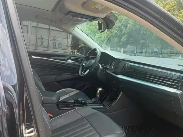 Volkswagen Passat 2021