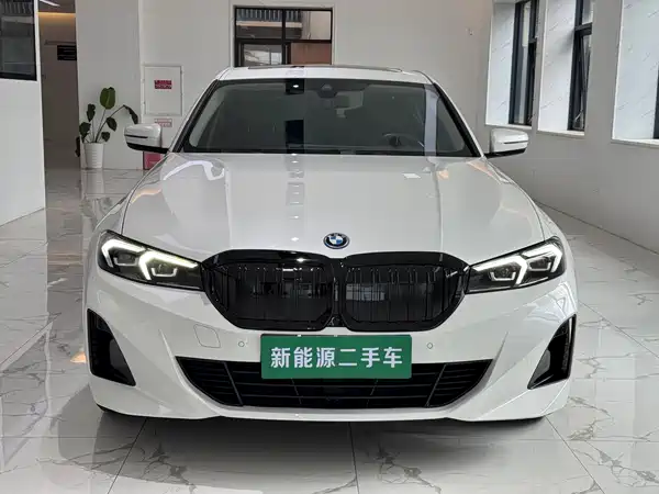 BMW i3 2023