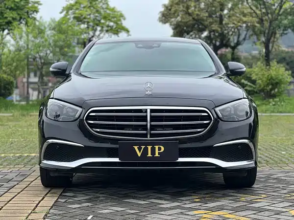 Mercedes-Benz E-Class 2021