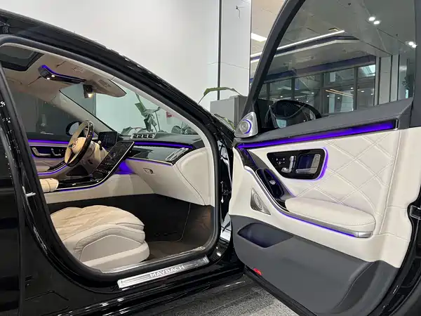 Mercedes-Benz Maybach S-Class 2024