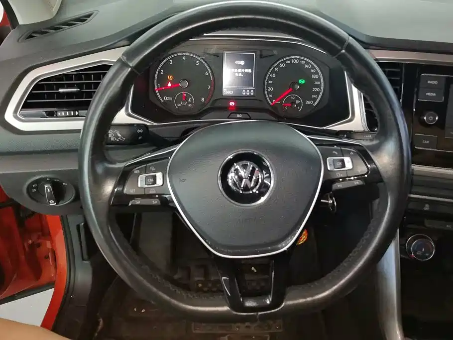 Volkswagen T-Roc 2019 — фото 15