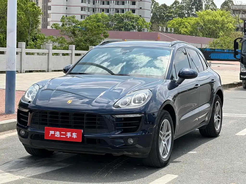 Porsche Macan 2019 — фото 1