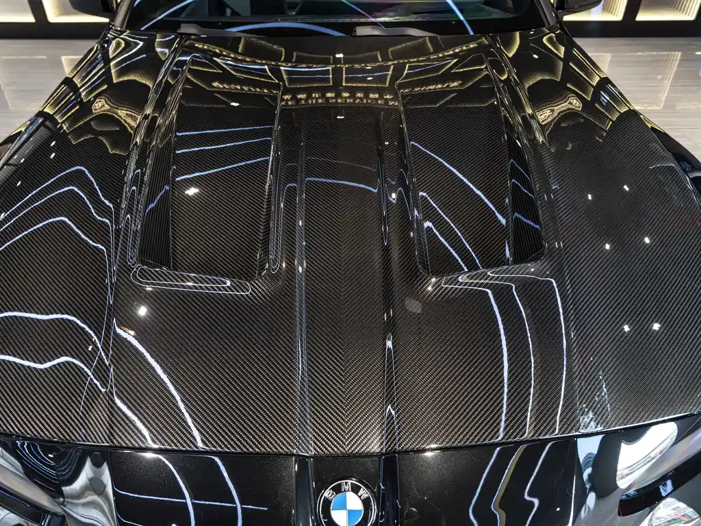 BMW M4 2025 — фото 10