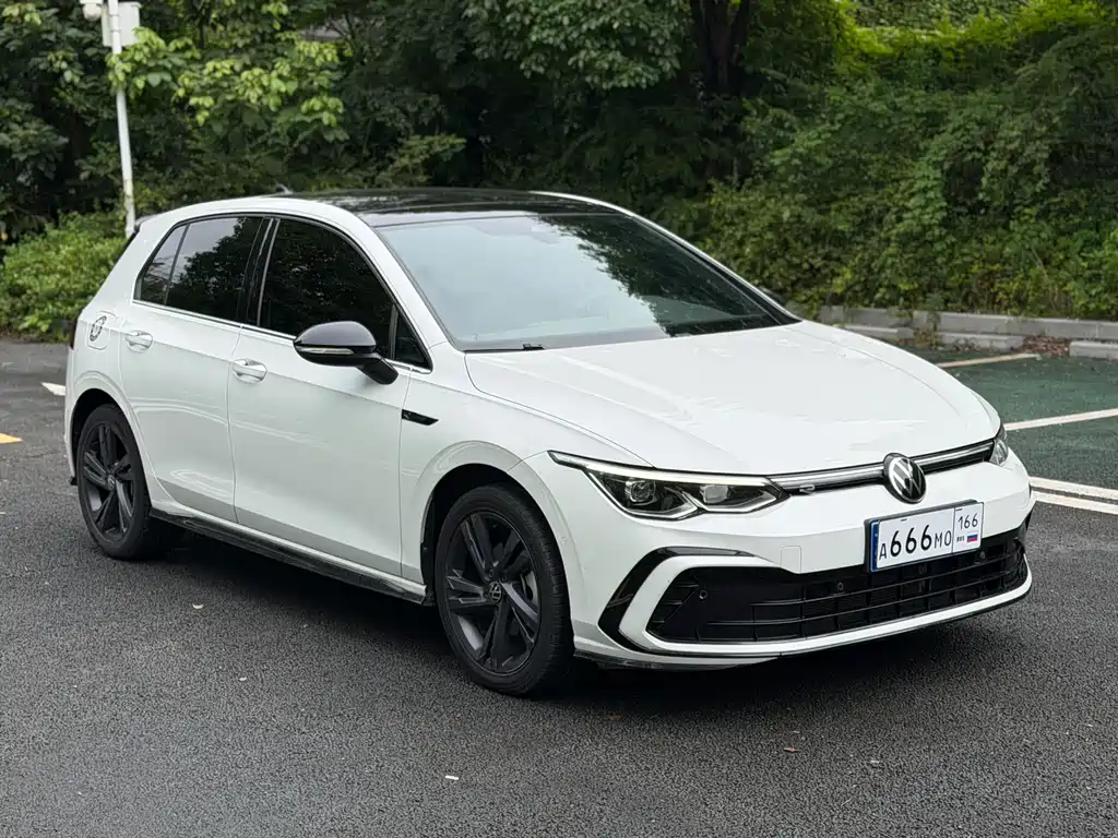 Volkswagen Golf 2022