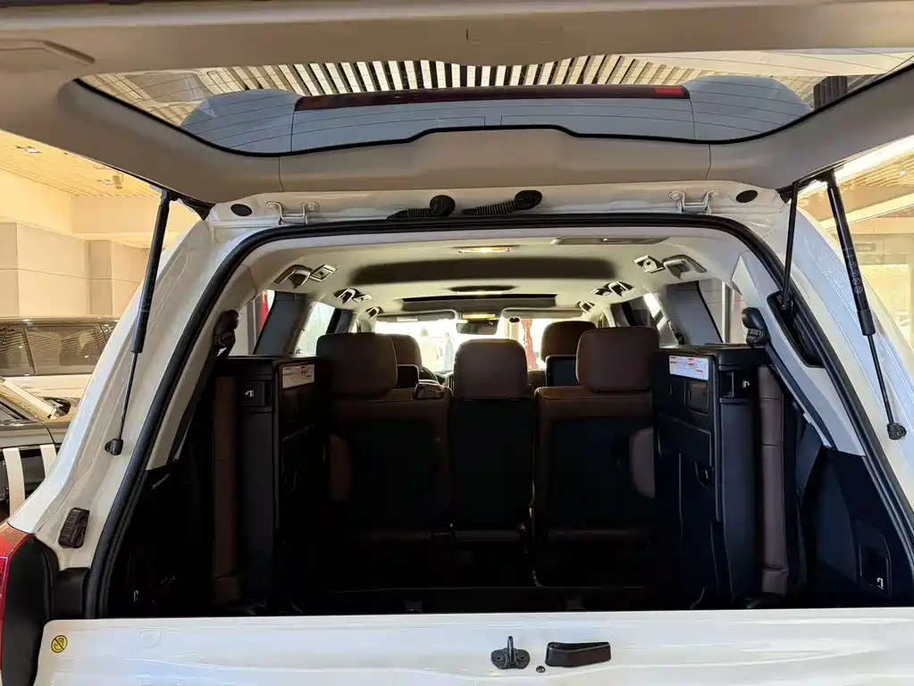 Toyota Land Cruiser 2019 — фото 11