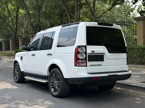 Land Rover Discovery 2016