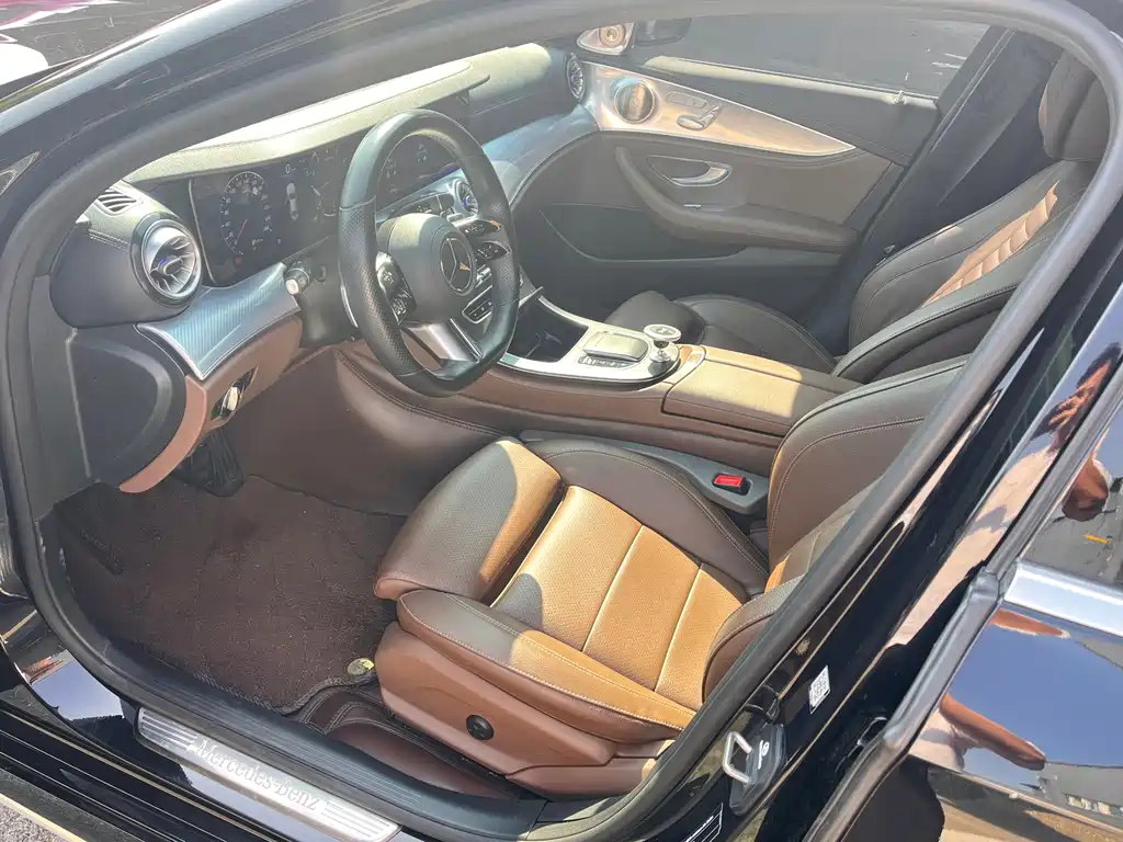 Mercedes-Benz E-Class 2022