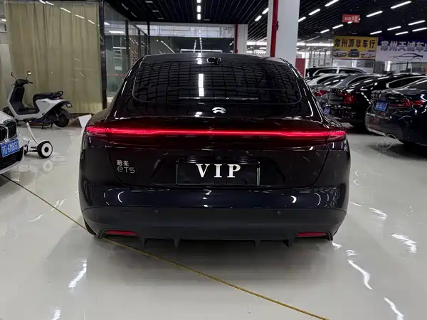 NIO ET5 2024