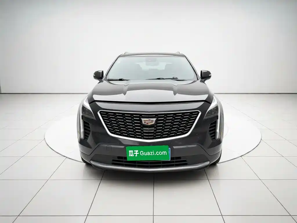 Cadillac XT4 2022 — фото 2