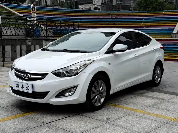 Hyundai Elantra Langdong 2015