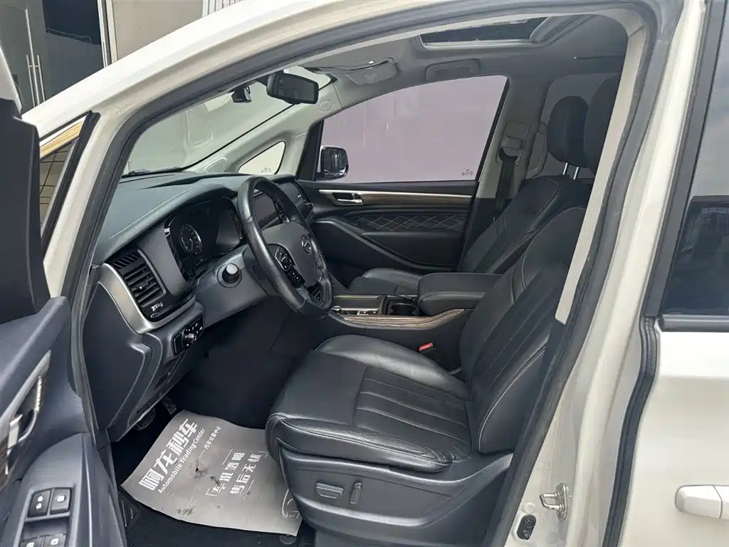 GAC Motor Trumpchi M8 2020 — фото 11