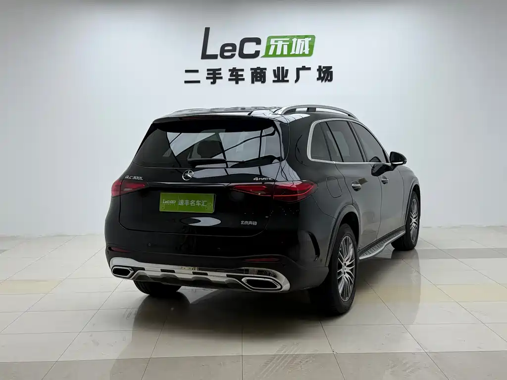 Mercedes-Benz GLC 2023
