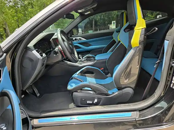 BMW M4 2022