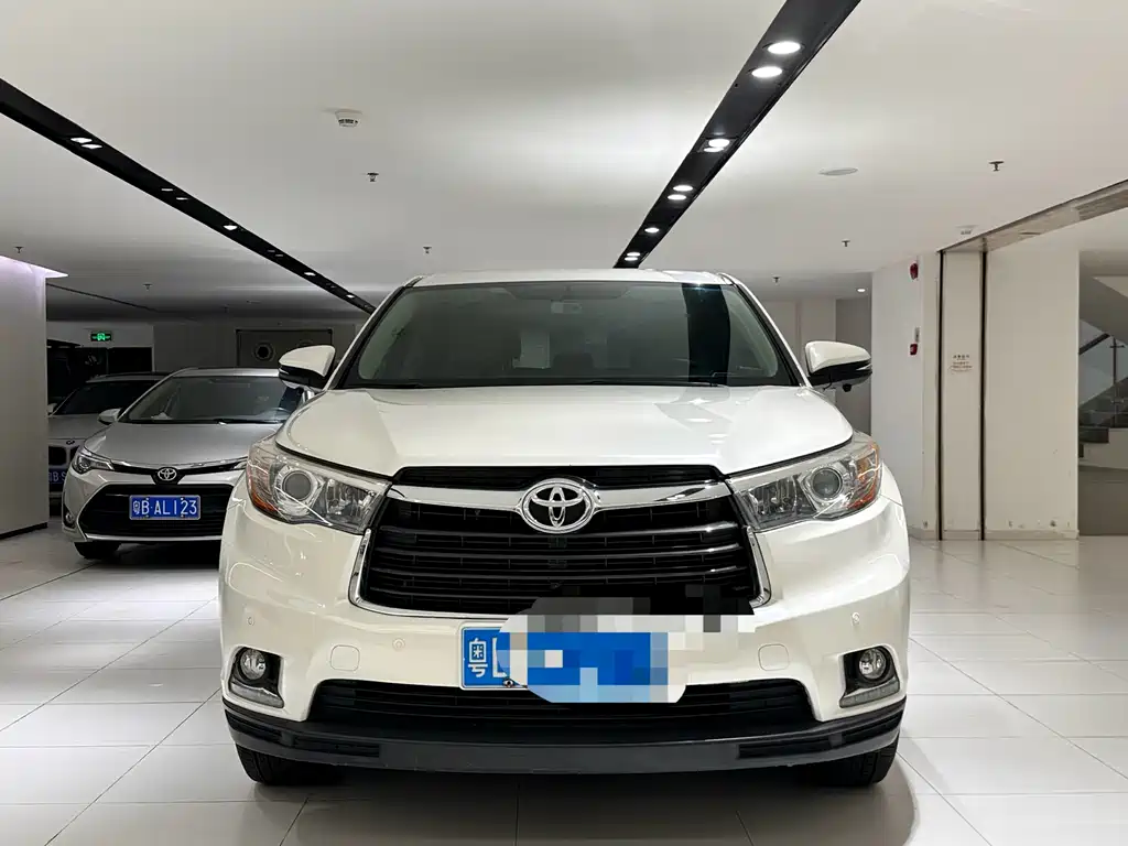 Toyota Highlander 2016