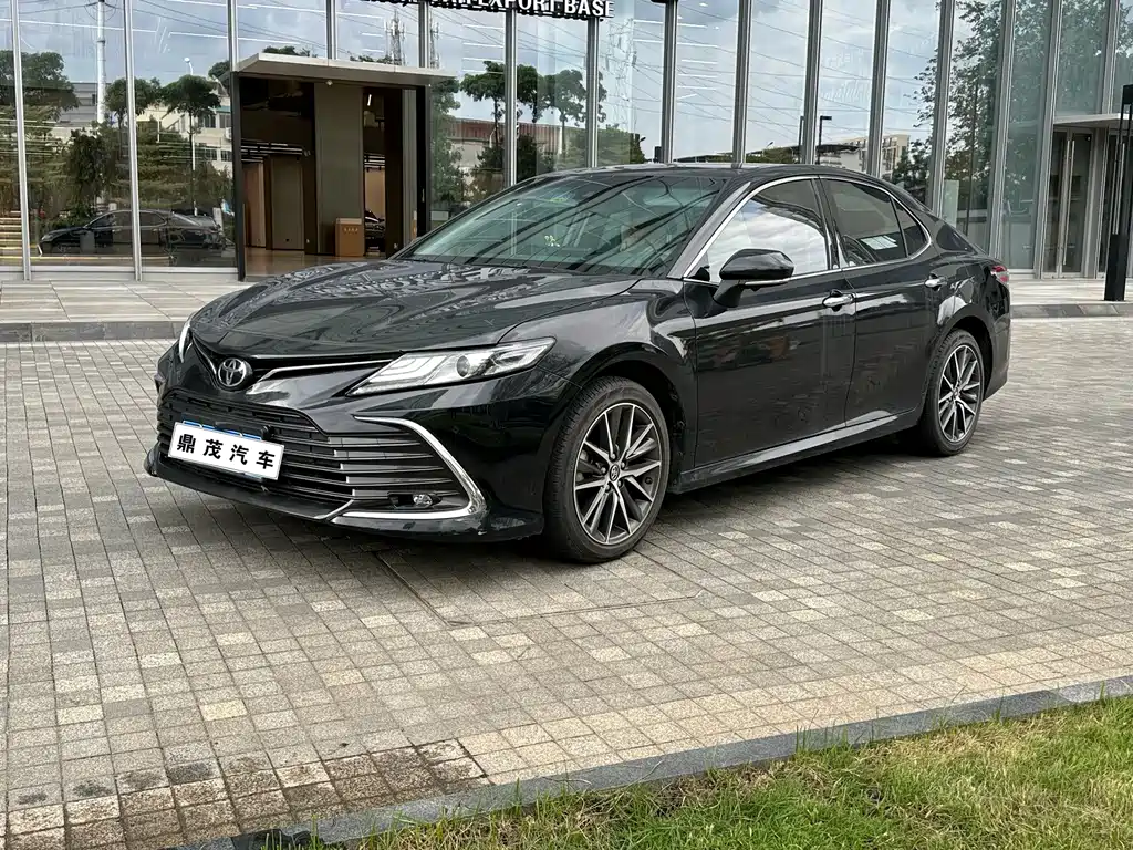 Toyota Camry 2022