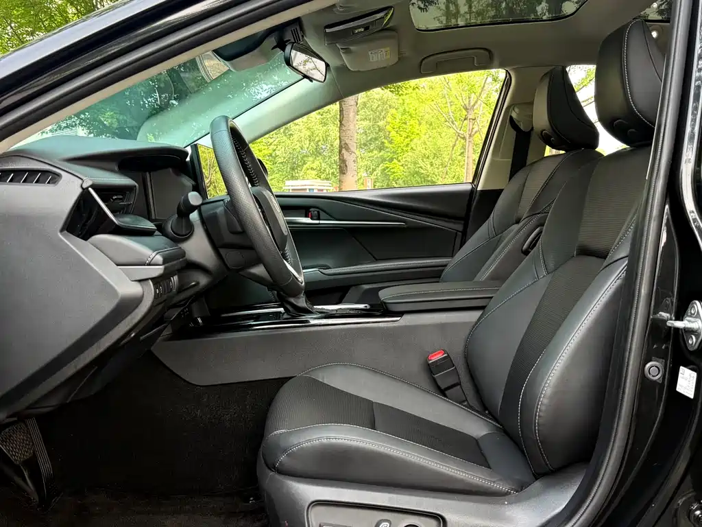 Toyota Camry 2024