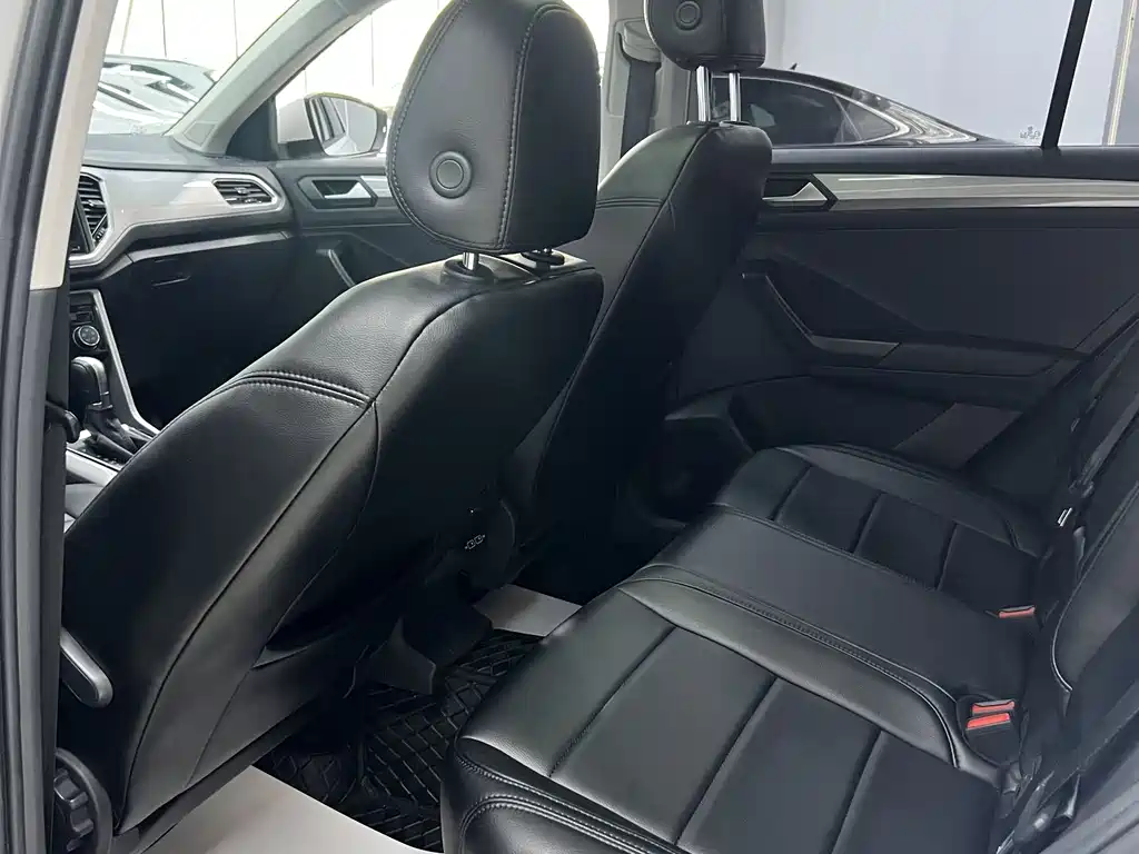 Volkswagen T-Roc 2022 — фото 21