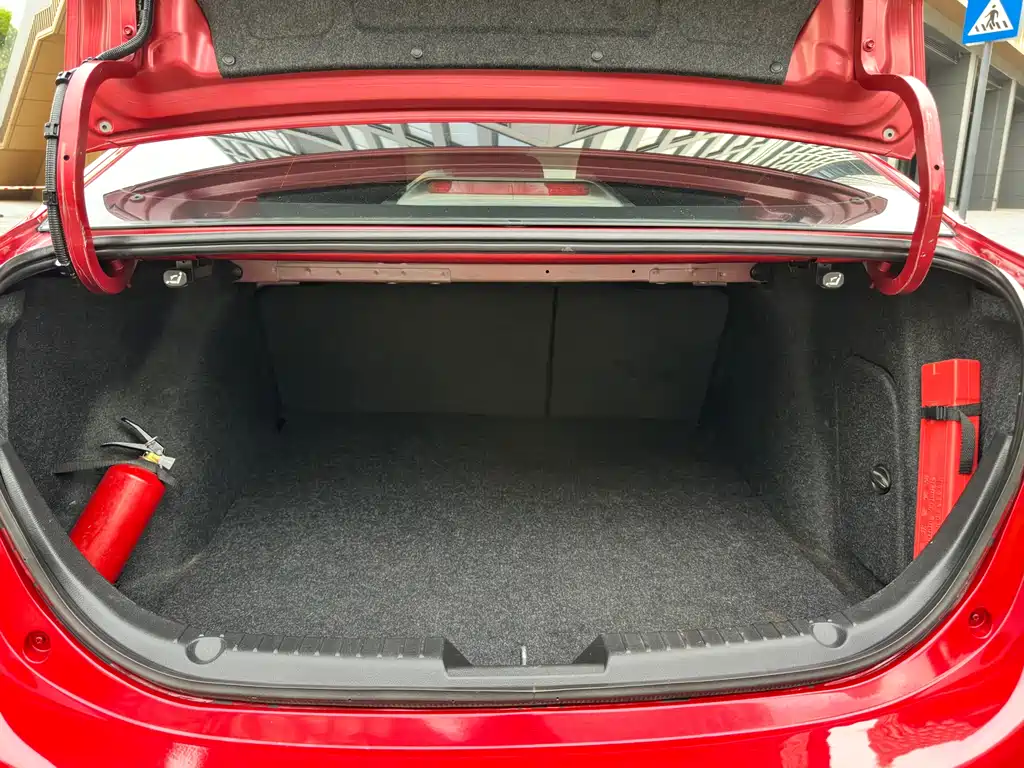Mazda 3 Angkesela 2017 — фото 21