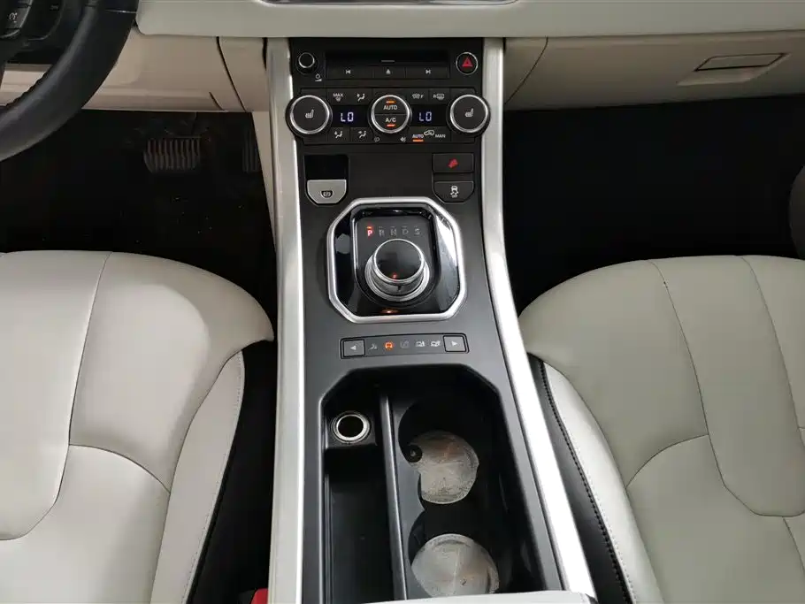 Land Rover Evoque 2012 — фото 16