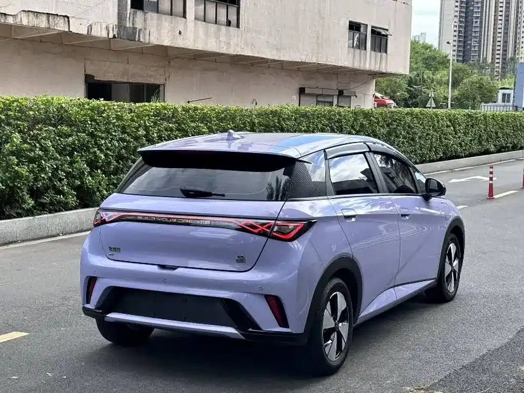 BYD Dolphin 2023 — фото 11