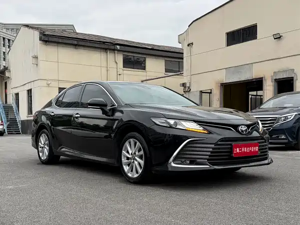 Toyota Camry 2022