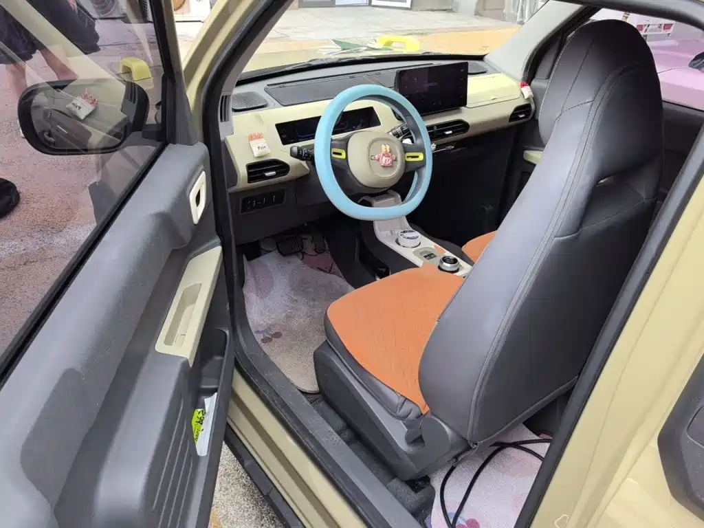 Geely Galaxy Panda 2023 — фото 17