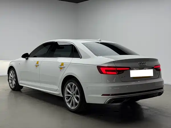 Audi A4L 2019